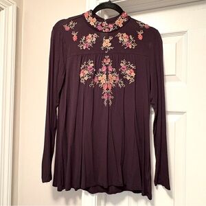 Embroidered Floral Long Sleeve Top